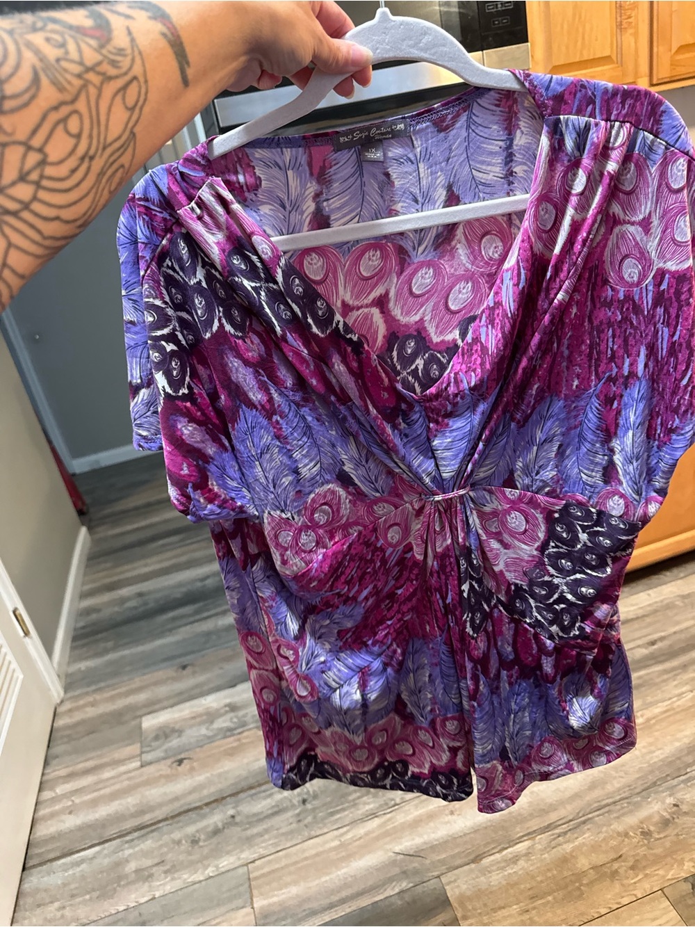 Women’s Purple & Pink V-Neck top